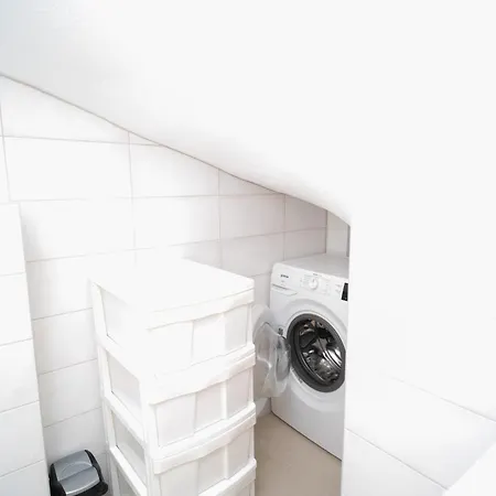 Paradise On The River *