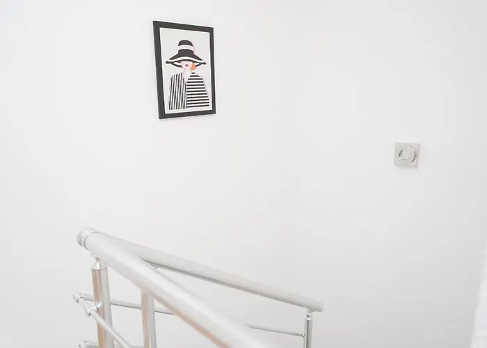 Villa Paradise On The River