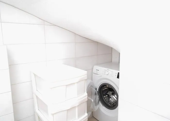 Paradise On The River *