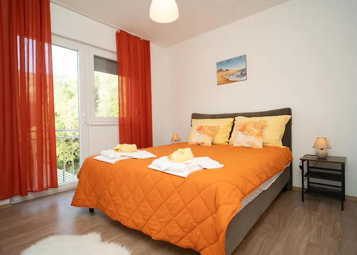 Villa Paradise On The River